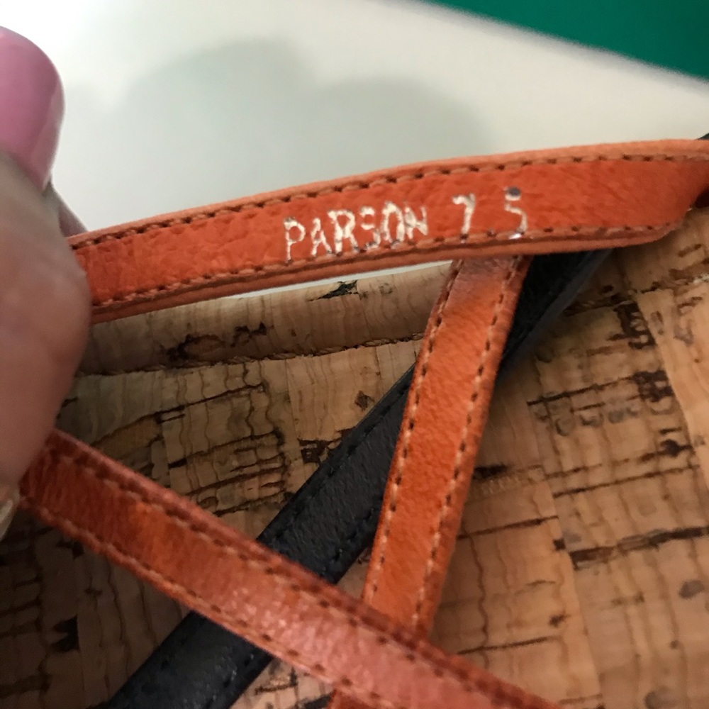 ♦️SOLD♦️Cork Sandals New In Box - Picture 8 of 8